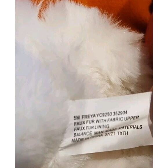 Pull On Snow Boots Chestnut Brown Size 5 Youth Girls Fur trim Vegan Pom Poms - Picture 6 of 7